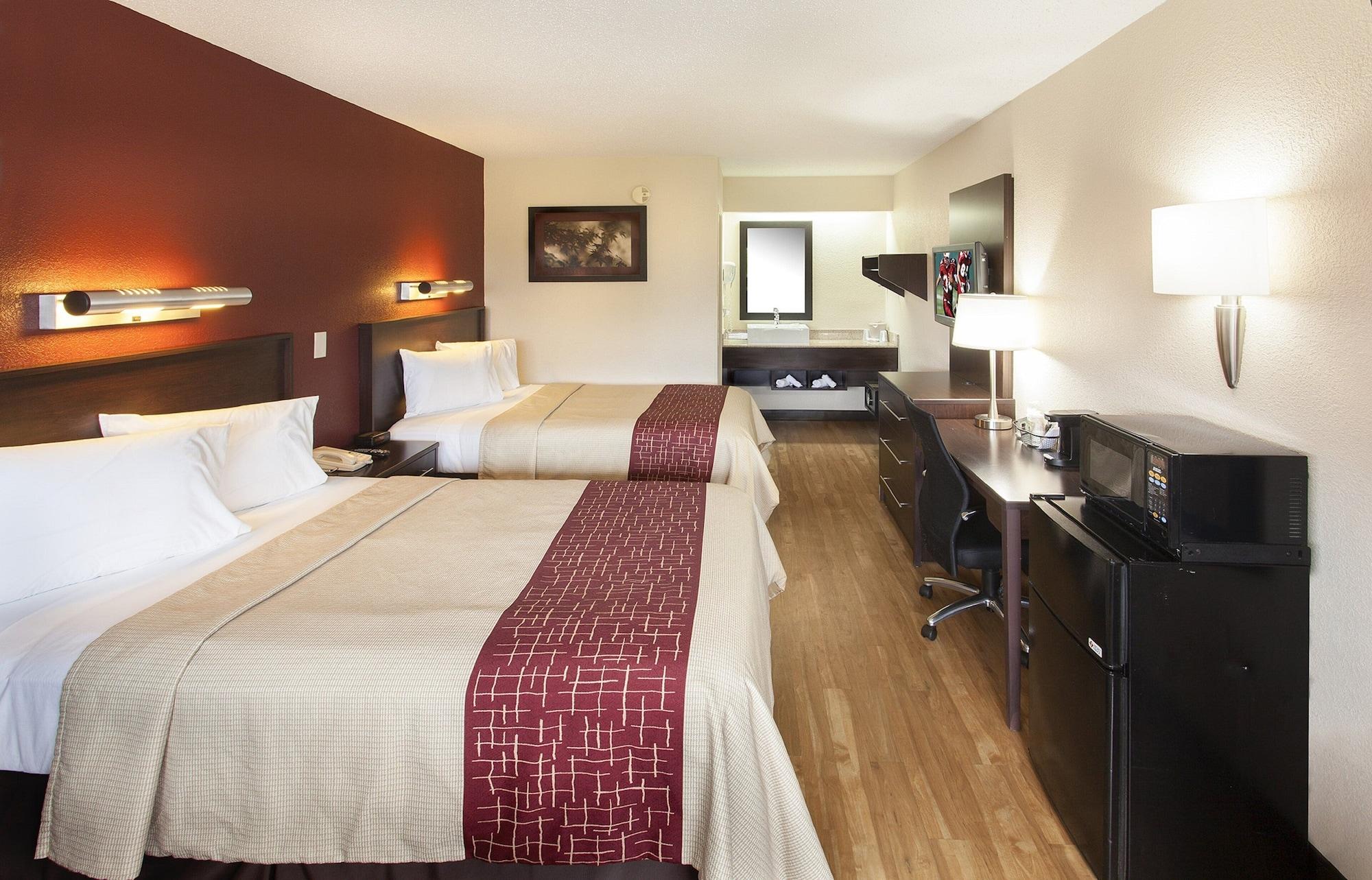 אסינגטון Red Roof Inn Plus+ Philadelphia Airport מראה חיצוני תמונה
