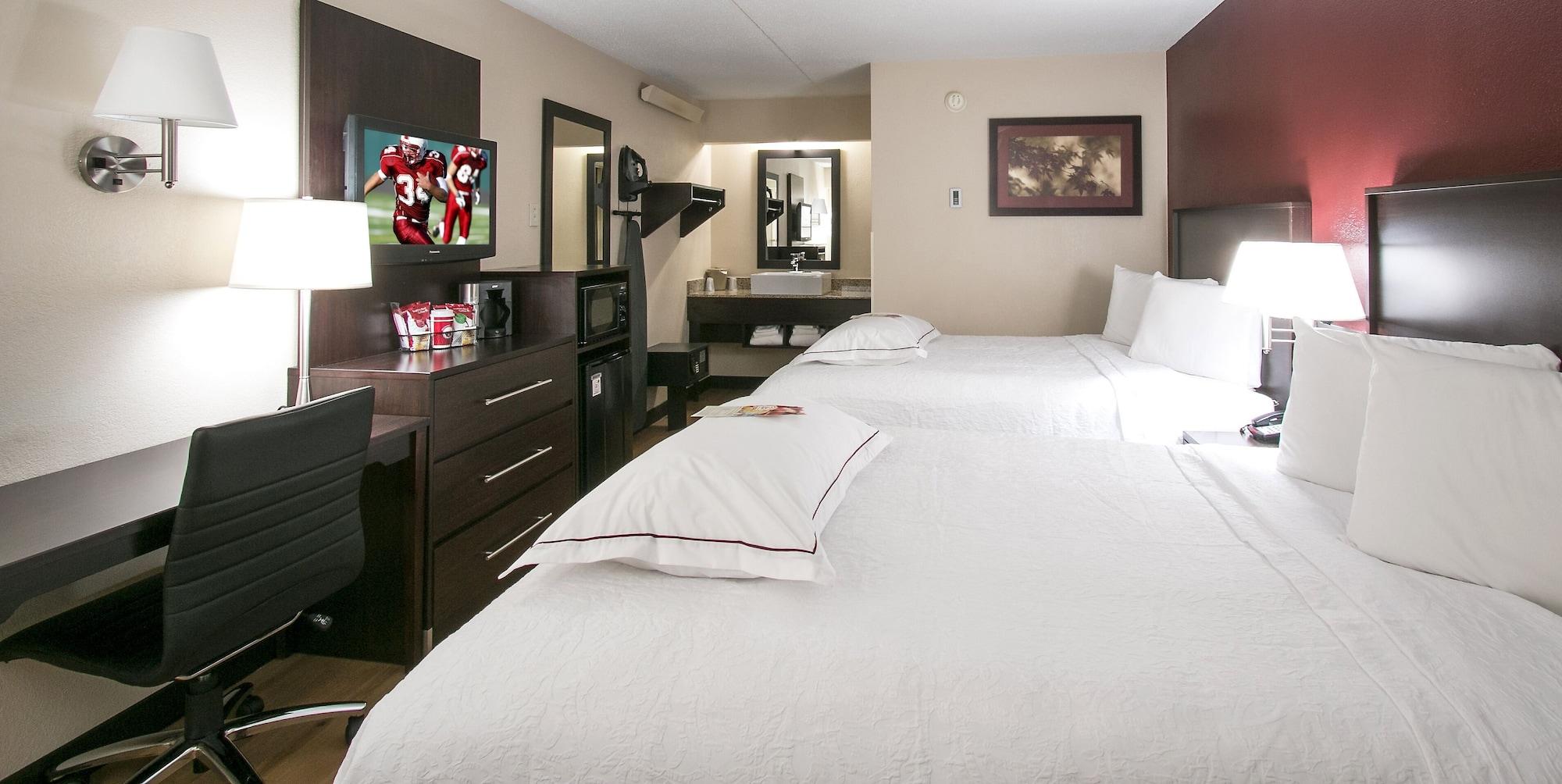 אסינגטון Red Roof Inn Plus+ Philadelphia Airport מראה חיצוני תמונה