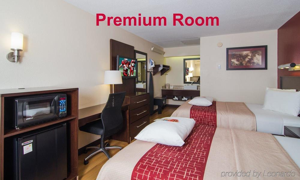 אסינגטון Red Roof Inn Plus+ Philadelphia Airport מראה חיצוני תמונה